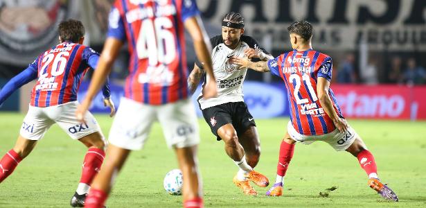 Bahia Supera Corinthians de Virada e Ofusca Retorno de Memphis na Vila Bahia Supera Corinthians de Virada e Ofusca Retorno de Memphis na Vila