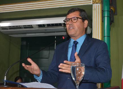 Cláudio Tinoco Analisa Filiação de Caiado ao PSD e Impactos na Política da Bahia Cláudio Tinoco Analisa Filiação de Caiado ao PSD e Impactos na Política da Bahia