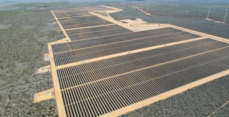 Complexo Fotovoltaico Babilônia Sul: Novo Marco na Geração de Energia Limpa na Bahia Complexo Fotovoltaico Babilônia Sul: Novo Marco na Geração de Energia Limpa na Bahia