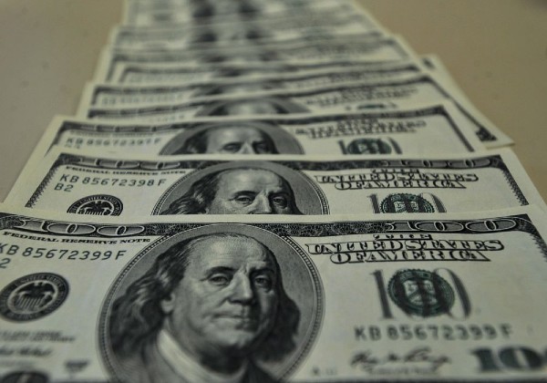 Dólar Atinge Menor Valor em 20 Meses, Cotado Abaixo de R$ 5,20 Dólar Atinge Menor Valor em 20 Meses, Cotado Abaixo de R$ 5,20