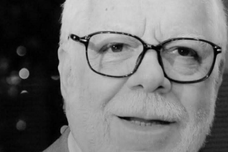 Lamento e Homenagem: Record Recorda o Legado de Manoel Carlos Lamento e Homenagem: Record Recorda o Legado de Manoel Carlos