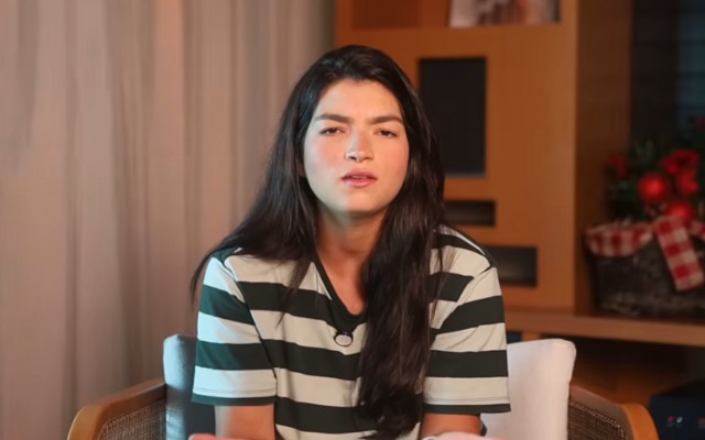 Lara Santana Revela Como Lê a Bíblia Inteira Todo Ano: Dicas e Inspirações Lara Santana Revela Como Lê a Bíblia Inteira Todo Ano: Dicas e Inspirações