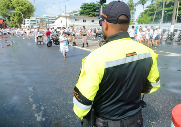 Lavagem do Bonfim: Prefeitura Implementa Operação Especial com Mais de 500 Agentes de Limpeza e Plantão de Saúde Lavagem do Bonfim: Prefeitura Implementa Operação Especial com Mais de 500 Agentes de Limpeza e Plan