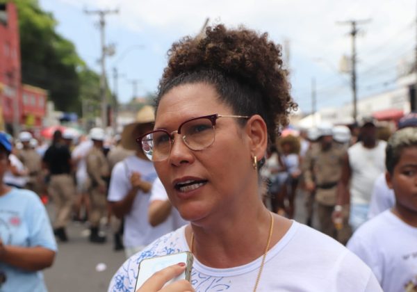 Reação de Fabya Reis a Polêmica sobre Moradores de Rua Reação de Fabya Reis a Polêmica sobre Moradores de Rua
