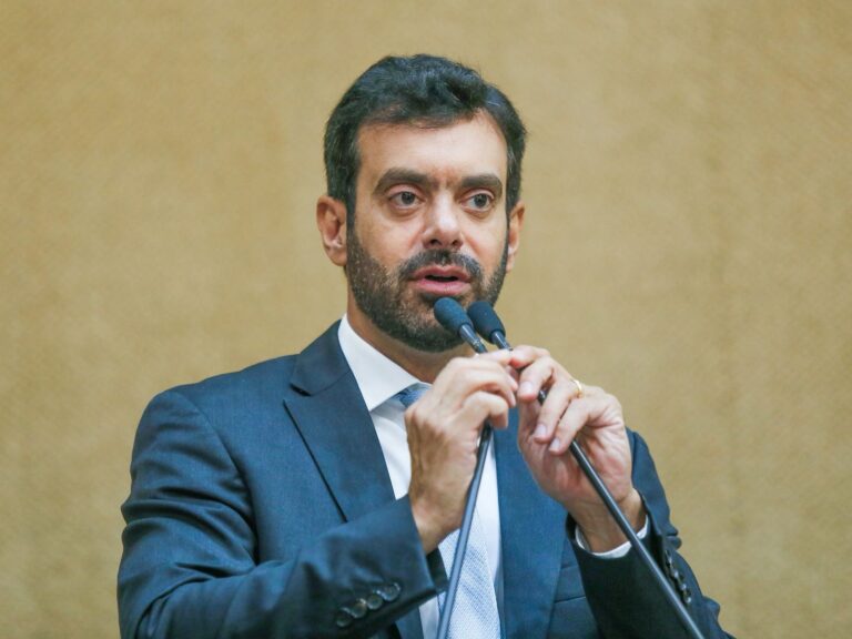 Tiago Correia Lança Proposta de Programa para Incentivar Turismo no Interior da Bahia Tiago Correia Lança Proposta de Programa para Incentivar Turismo no Interior da Bahia