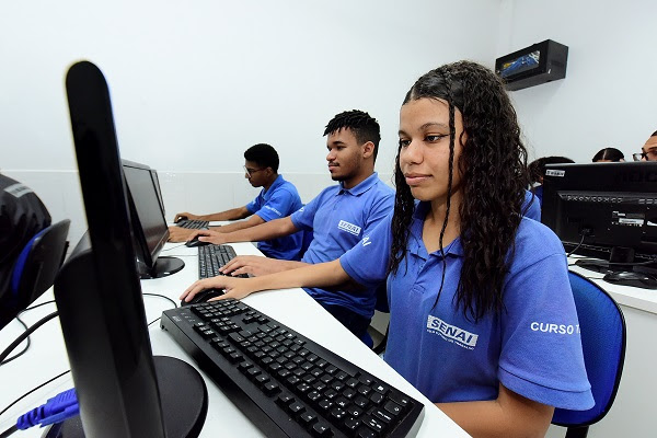 Últimos Dias para Inscrições em 1.127 Bolsas Gratuitas do SENAI na Bahia Últimos Dias para Inscrições em 1.127 Bolsas Gratuitas do SENAI na Bahia