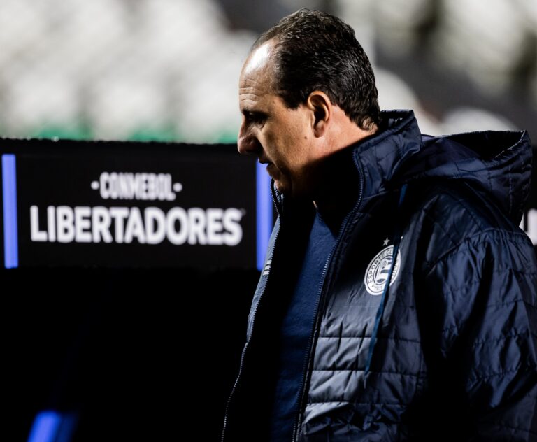 Bahia em busca de heróis na Libertadores: Desafio contra o O’Higgins Bahia em busca de heróis na Libertadores: Desafio contra o O'Higgins