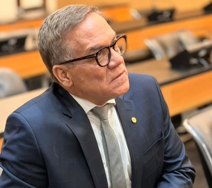 Deputado Luciano Ribeiro Critica Governador por Transferência de Problemas aos Prefeitos Deputado Luciano Ribeiro Critica Governador por Transferência de Problemas aos Prefeitos