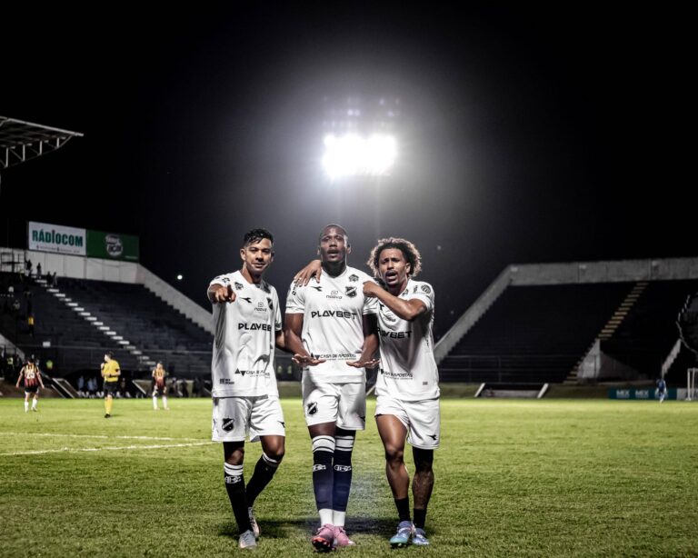 Igor Bahia Celebra Boa Fase no ABC e Enfrenta QFC em Busca da Liderança do Potiguar Igor Bahia Celebra Boa Fase no ABC e Enfrenta QFC em Busca da Liderança do Potiguar