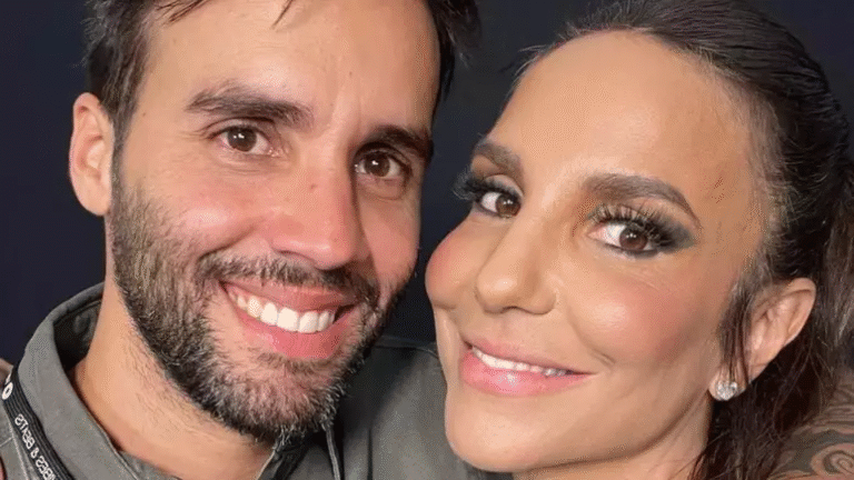 Ivete Sangalo é Vista com o Ex-Marido e Filhas em Dia de Descanso na Bahia Ivete Sangalo é Vista com o Ex-Marido e Filhas em Dia de Descanso na Bahia