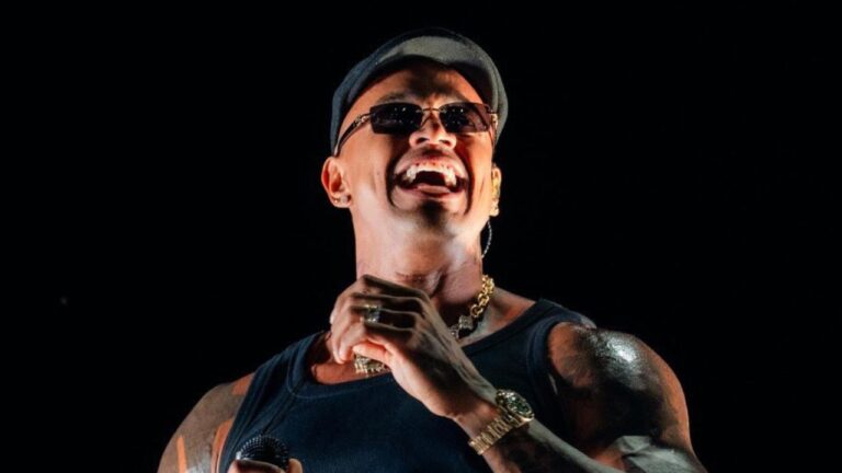 Léo Santana Agita o Carnaval de Salvador com Agenda Cheia e Muito Pagodão Léo Santana Agita o Carnaval de Salvador com Agenda Cheia e Muito Pagodão