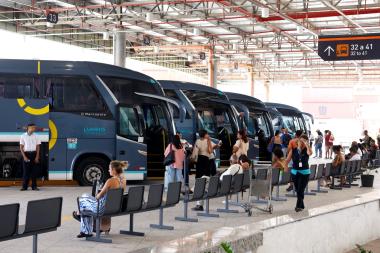 Nova Rodoviária da Bahia: Atração de Passageiros e Modernização do Transporte Nova Rodoviária da Bahia: Atração de Passageiros e Modernização do Transporte