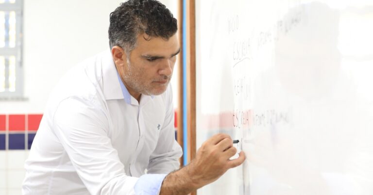 SEC Revela Lista Final de Aprovados no Processo Seletivo da Bolsa Mais Professores na Bahia SEC Revela Lista Final de Aprovados no Processo Seletivo da Bolsa Mais Professores na Bahia