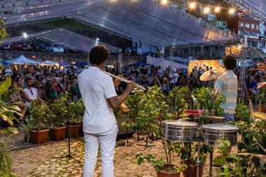 Virada do MAM Bahia: Uma Celebração de Arte e Música que Encantou o Público Virada do MAM Bahia: Uma Celebração de Arte e Música que Encantou o Público