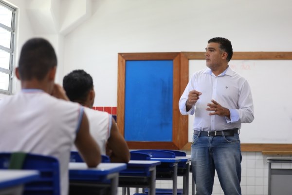 Bahia Introduz Novos Cursos para Educar Profissionais da Educação Bahia Introduz Novos Cursos para Educar Profissionais da Educação