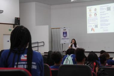 Colégio Renan Baleeiro: Elas Protegem, Elas Inspiram e o Protagonismo Feminino na Educação Colégio Renan Baleeiro: Elas Protegem, Elas Inspiram e o Protagonismo Feminino na Educação