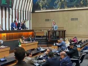 Deputado Hilton Coelho Propõe Fechamento de Fronteiras para Militares de Israel Deputado Hilton Coelho Propõe Fechamento de Fronteiras para Militares de Israel