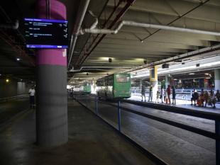 Estação da Lapa Recebe Painéis Eletrônicos para Informes em Tempo Real Estação da Lapa Recebe Painéis Eletrônicos para Informes em Tempo Real