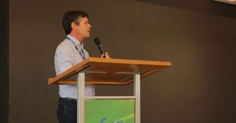 II Encontro Agroindustrial: Integração do Agronegócio e Indústria no Oeste da Bahia II Encontro Agroindustrial: Integração do Agronegócio e Indústria no Oeste da Bahia