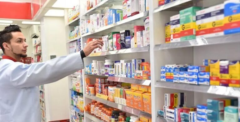 Lula Sanciona Lei Que Permite Farmácias em Supermercados e Aumenta Acesso a Medicamentos Lula Sanciona Lei Que Permite Farmácias em Supermercados e Aumenta Acesso a Medicamentos