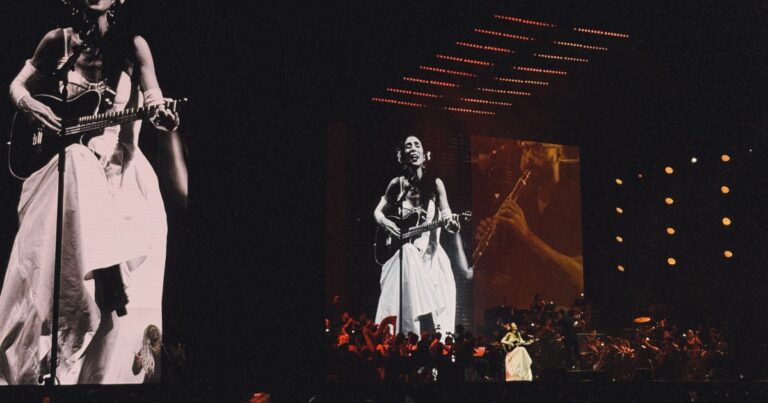 Marisa Monte Brilha em Salvador com Turnê Phonica e Revive Clássicos da Música Brasileira Marisa Monte Brilha em Salvador com Turnê Phonica e Revive Clássicos da Música Brasileira
