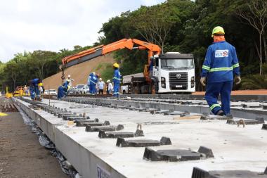 Bahia Lidera Geração de Empregos no Nordeste com Mais de 90 Mil Novas Vagas Bahia Lidera Geração de Empregos no Nordeste com Mais de 90 Mil Novas Vagas