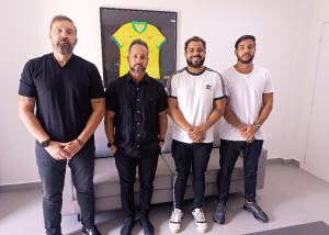 FBF e Coletivo Canarinhos LGBTQ+ Unem Forças Contra a LGBTfobia no Futebol FBF e Coletivo Canarinhos LGBTQ+ Unem Forças Contra a LGBTfobia no Futebol
