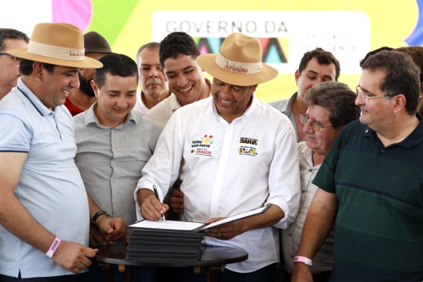 Governo da Bahia Investe R$ 48 Milhões em Obras e Entregas Simultâneas Governo da Bahia Investe R$ 48 Milhões em Obras e Entregas Simultâneas