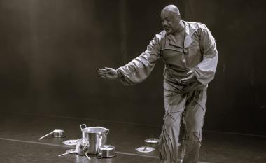 Luto na Dança: Homenagem a Gilmar Sampaio, um Ícone do Balé Teatral Luto na Dança: Homenagem a Gilmar Sampaio, um Ícone do Balé Teatral