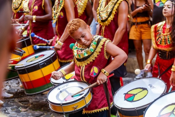 Olodum Comemora 47 Anos com Ensaio Especial e Programação Cultural em Salvador Olodum Comemora 47 Anos com Ensaio Especial e Programação Cultural em Salvador