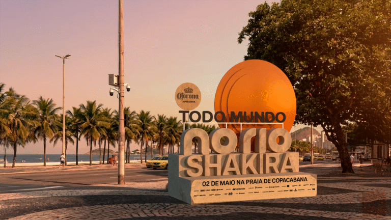 ‘Todo Mundo no Rio’ Inaugura Escultura de Areia Impressiva para Show de Shakira ‘Todo Mundo no Rio’ Inaugura Escultura de Areia Impressiva para Show de Shakira