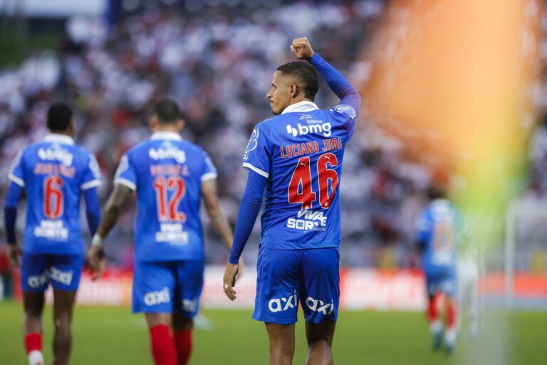 Análise: Bahia Resiste e Conquista Empate Fora de Casa com São Paulo em Jogo Tenso Análise: Bahia Resiste e Conquista Empate Fora de Casa com São Paulo em Jogo Tenso