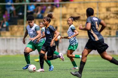 Copa Loreta Valadares 2026: Abertura Marcada por Goleadas e Viradas Emocionantes Copa Loreta Valadares 2026: Abertura Marcada por Goleadas e Viradas Emocionantes