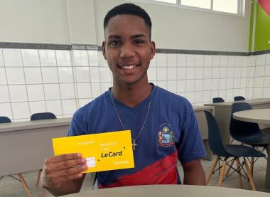 Dia D de Entrega do Bolsa Presença: Mobilização da Rede Estadual de Ensino na Bahia Dia D de Entrega do Bolsa Presença: Mobilização da Rede Estadual de Ensino na Bahia