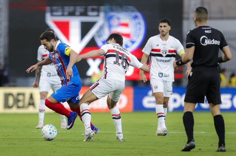 Empate Frustrante: São Paulo e Bahia Igualam em 2 a 2 nos Acréscimos Empate Frustrante: São Paulo e Bahia Igualam em 2 a 2 nos Acréscimos