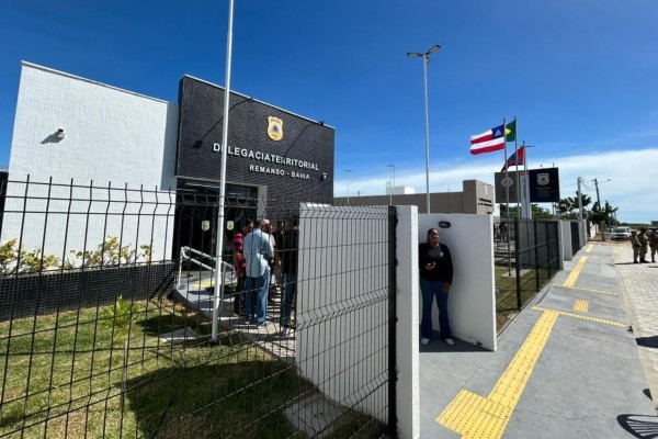 Governo da Bahia Investe em Infraestrutura e Serviços em Remanso Governo da Bahia Investe em Infraestrutura e Serviços em Remanso