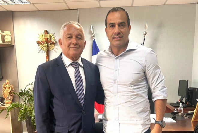 Prefeito Bruno Reis sanciona lei que implementa conscientização sobre epilepsia em Salvador Prefeito Bruno Reis sanciona lei que implementa conscientização sobre epilepsia em Salvador