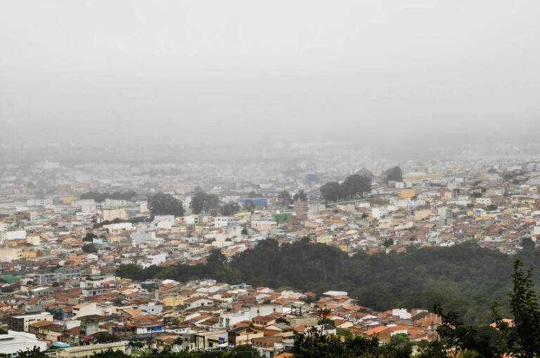 Vitória da Conquista Registra Menor Temperatura do Nordeste em 2024 Vitória da Conquista Registra Menor Temperatura do Nordeste em 2024