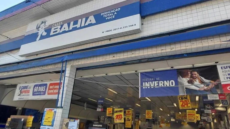 Casas Bahia enfrenta dezenas de ações de despejo e desafios na recuperação judicial