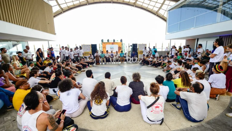 Salvador celebra três dias de capoeira, samba e cultura popular no MAM Salvador celebra três dias de capoeira, samba e cultura popular no MAM