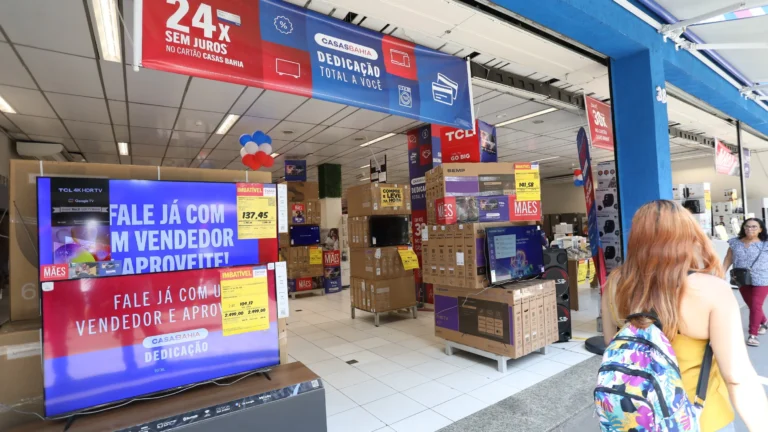 Queda Histórica das Ações da Casas Bahia Abala o Mercado Financeiro