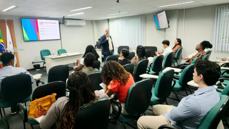 Quinta Aula do Curso em Justiça e Diversidade Debates Dinâmicas de Poder e Minorias LGBTQIAPN+