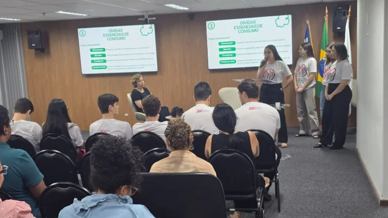 Como Priorizar Dívidas para Pagamento: Curso Gratuito de Educação Financeira na Bahia Como Priorizar Dívidas para Pagamento: Curso Gratuito de Educação Financeira na Bahia