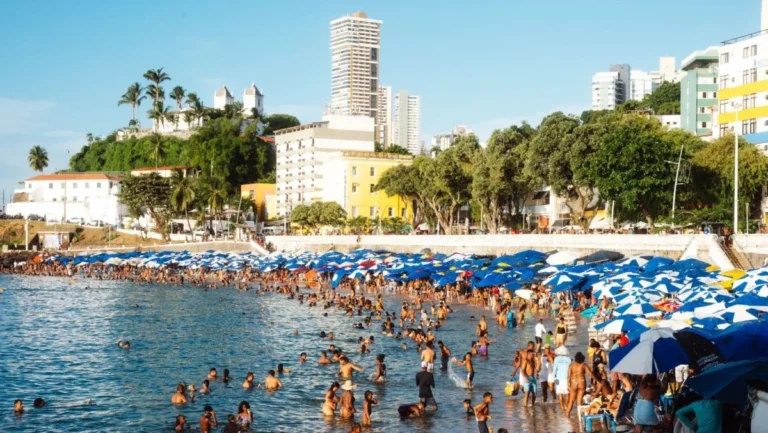 Radiação UV na Bahia: Como se Proteger dos Riscos à Saúde da Pele Radiação UV na Bahia: Como se Proteger dos Riscos à Saúde da Pele