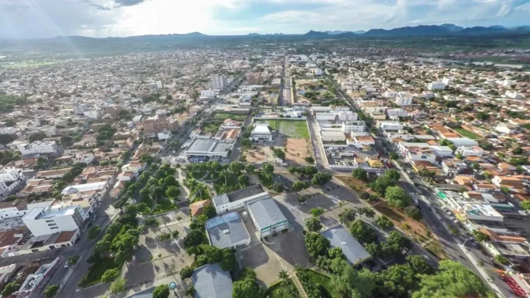 Guanambi lidera qualidade da educação entre municípios baianos no Ranking de Competitividade Guanambi lidera qualidade da educação entre municípios baianos no Ranking de Competitividade
